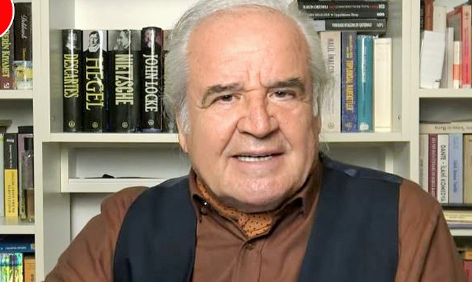 Yazar Bayraktaroğlu: Beni KHK’lıların ellerine bırakın silahı, toplu iğne bile aldığına ikna edemezsiniz