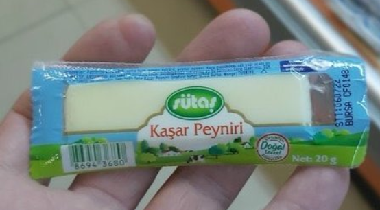 Boş baklava, dilim karpuz ve çeyrek lahanadan sonra şimdi de parmak kaşar