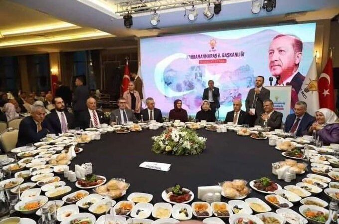 MetroPoll’e göre halkın yüzde 55’i ‘AKP zenginlerin partisi’ diyor