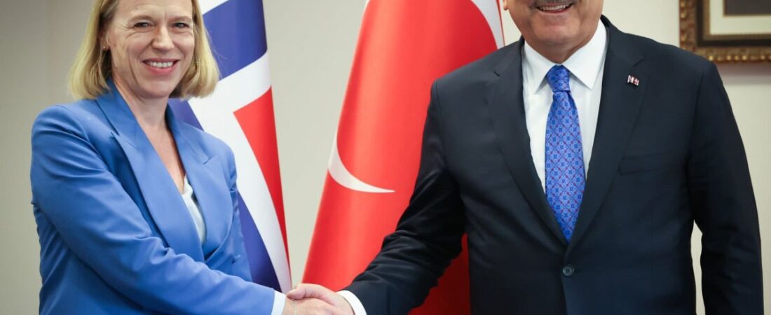 Norveç vatandaşları kimlikleri ile Türkiye’ye girebilecek: Türkler için vize kalkmadı