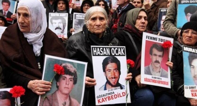 Cumartesi Anneleri: Devletin, gazetecileri cezalandırma geleneği sürüyor