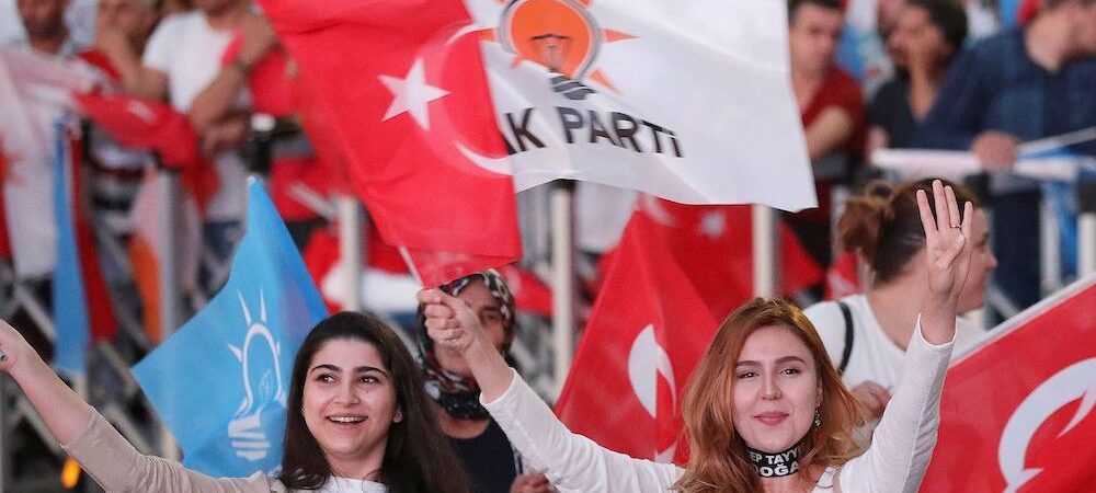 AKP’de seçim matematiği: Herkes bir oy getirse 24 milyon eder
