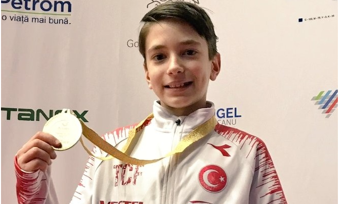 KHK’lı öğretmenin oğlu Portekiz’de dünya şampiyonu oldu