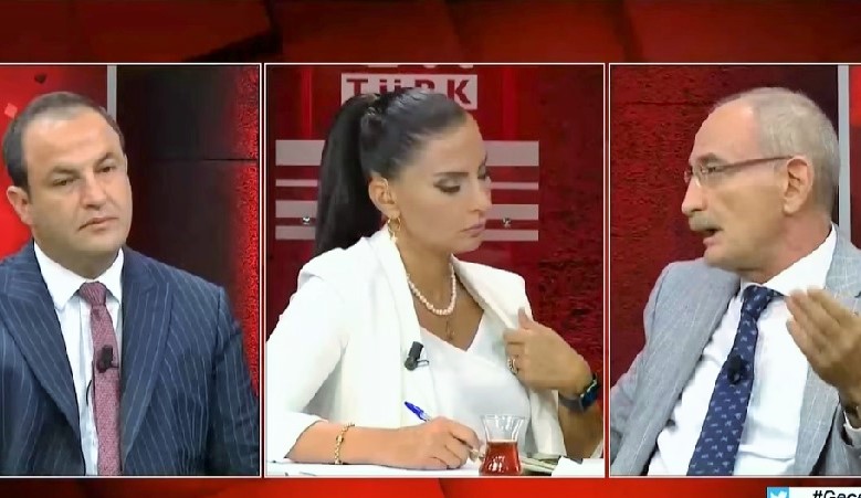 ‘Biz yalaka değiliz’ diyen Hande Fırat’a cevap veren Emin Pazarcı: Biz deme kendi adına konuş
