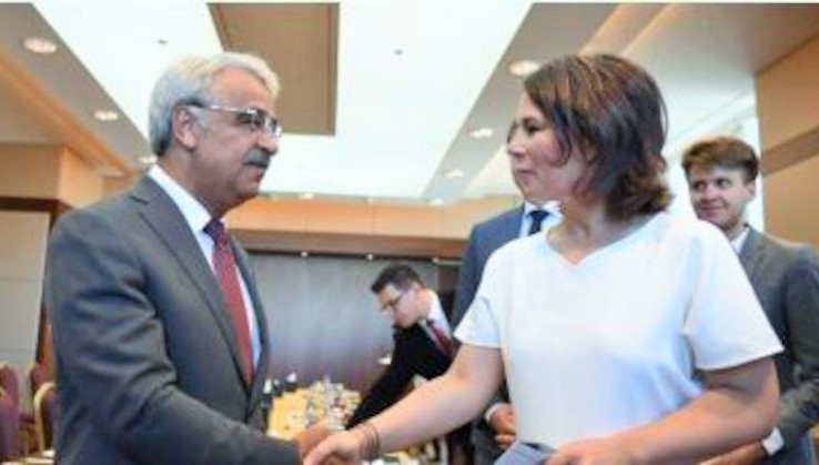Almanya Dışişleri Bakanı Baerbock, CHP ve HDP ile görüştü