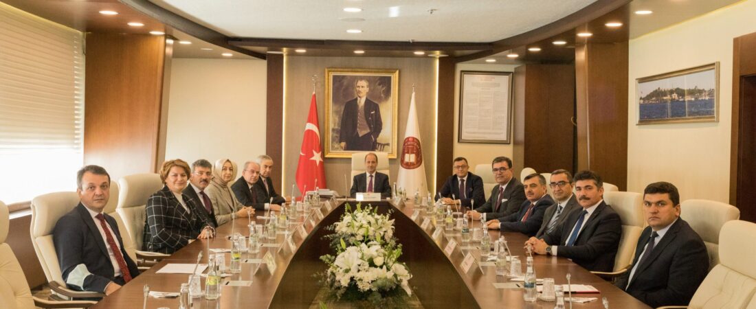 HSK ihraç etmeye devam ediyor: Hizmet Hareketi ile iltisaklı 2 hakim meslekten ihraç edildi