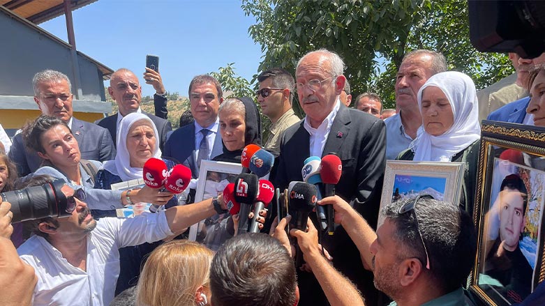 Kılıçdaroğlu Roboski’de ailelerle: Acı hâlâ dinmiş değil, bu olay aydınlatılmadan helalleşemeyiz