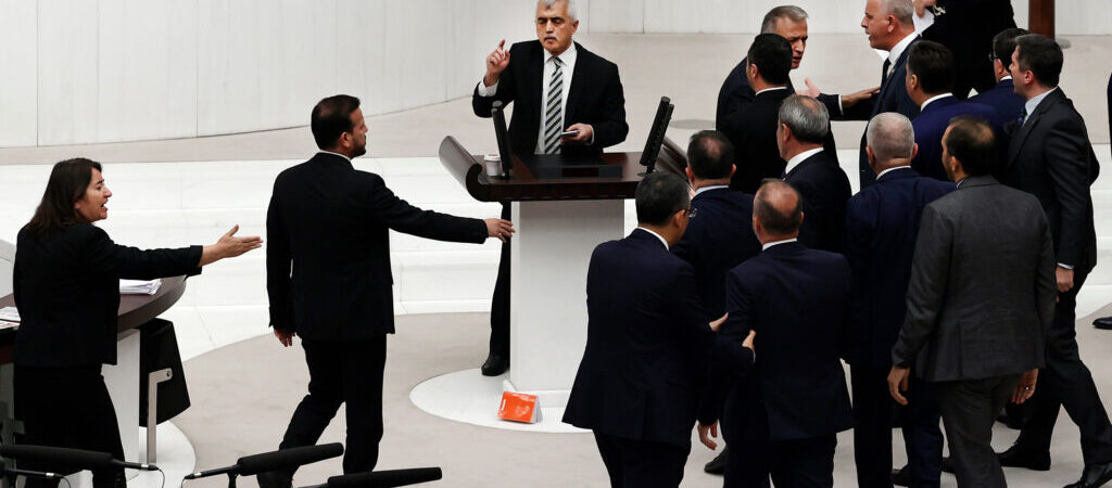 Gergerlioğlu: Vicdansız olanlar ancak bu muktedire hizmet eder