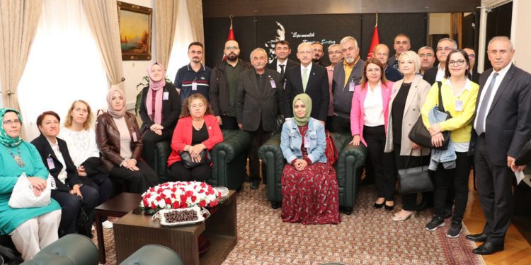 Kılıçdaroğlu, KHK’lara: Bu zulmün bedeli ne olursa olsun evrensel hukuk çerçevesinde çözeceğim