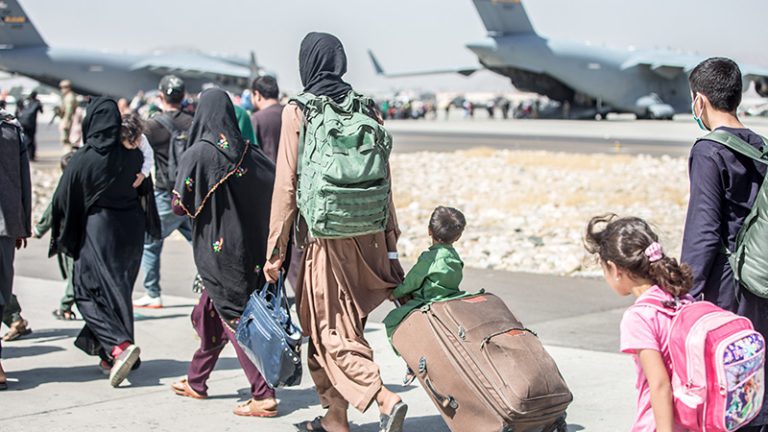 Avustralya 4 yılda 16 bin 500 Afgan’a daha kucak açacak