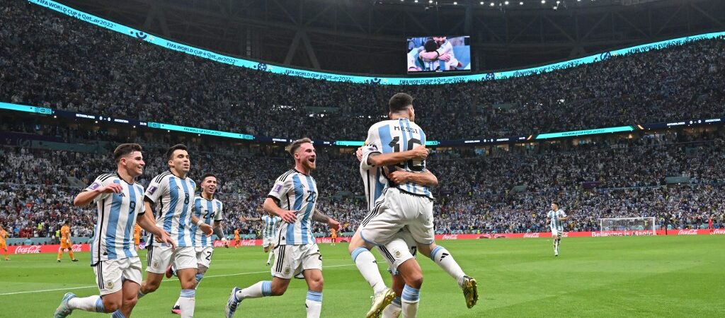 Dünya Kupası’nda ilk finalist: Messi’li Arjantin rekorlarla finalde