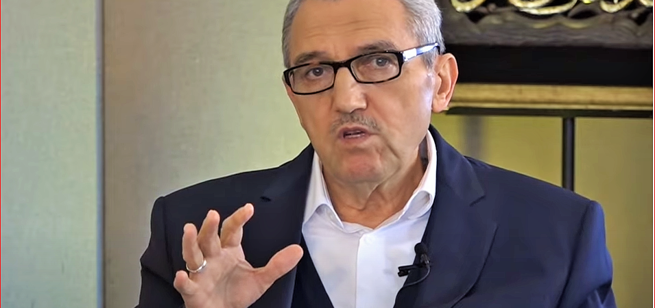 İlahiyatçı – Yazar Dr. İsmail Büyükçelebi anjıyo oldu