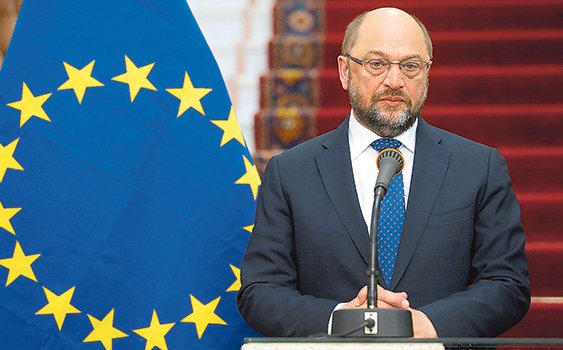 Erdoğan Türkiye’yi tek adam devletine dönüştürüyor