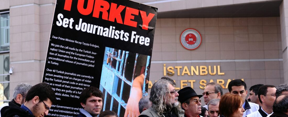 Freedom House, özgürlükler raporu yayınladı: Türkiye, Kamboçya, Guatemala ve Zimbabve kategorisinde