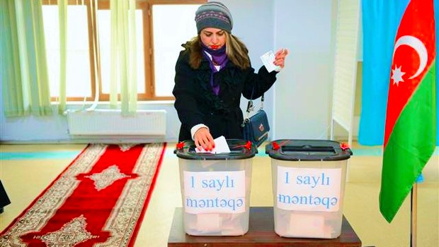 Azeri halkı, Anayasa değişikliği için bugün sandık başına gidiyor