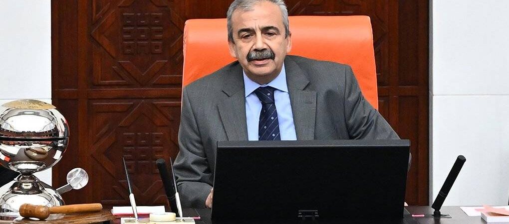 Sırrı Süreyya Önder: Kobani kararları, AK Parti’nin gelecekteki yargılamasının ön iddianamesidir