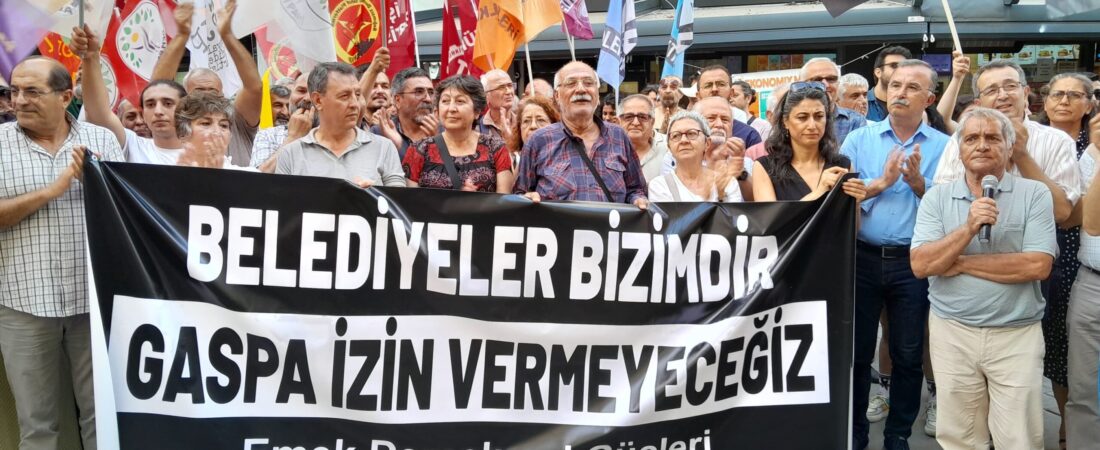 Hakkari’de protestolar devam ediyor: ‘Kayyım, AKP şiddetinin vesikasıdır’