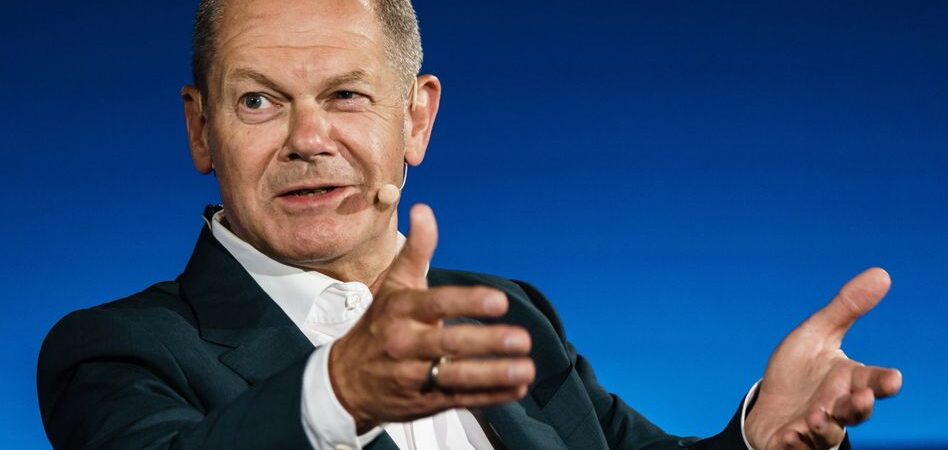 Scholz: Sığınmacı sayısı çok yüksek, düzensiz göçü önleyeceğiz