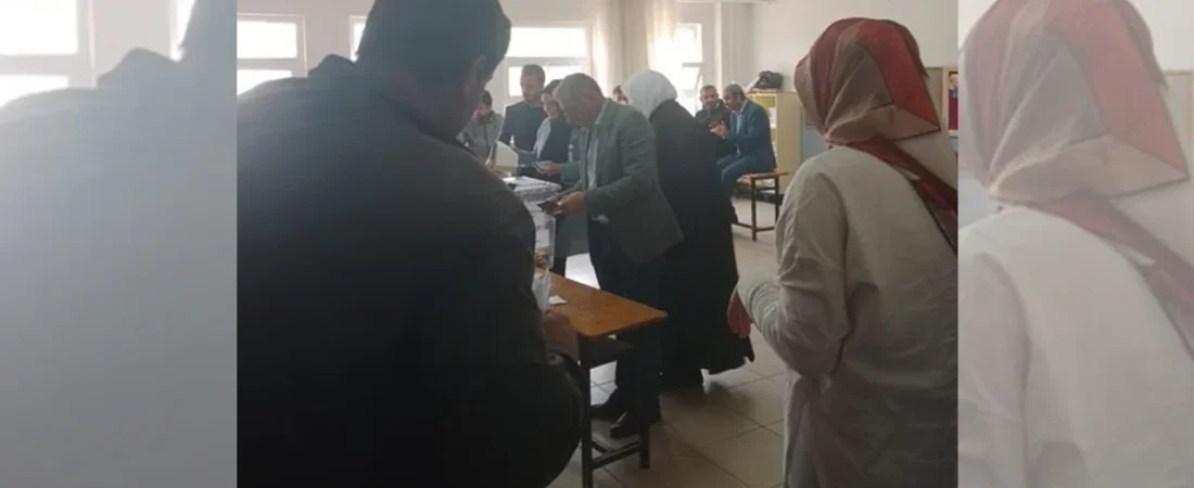 Bingöl’de ‘toplu oy’a itiraz eden CHP heyetine saldırı: Jandarma heyeti köyden çıkardı