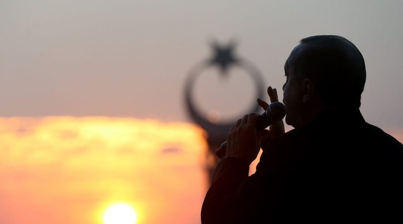 Darbe gecesini anlatan CIA ajanı: Erdoğan rejimi olduğu sürece, o gece ne olduğu bilinemeyecek
