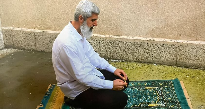 AKP Rejimi’nden zulüm üstüne zulüm: Tutuklu Alpaslan Kuytul Hoca, eşiyle telefon görüşmesine yasak getirildi