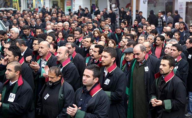 Melbourne Barwon hapishanesindeki mahkûmlar, greve girdi