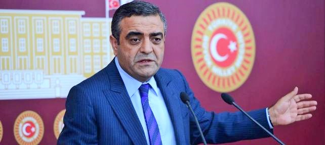 Sezgin Tanrıkulu ‘Ak silahlanma’yı meclise taşıdı