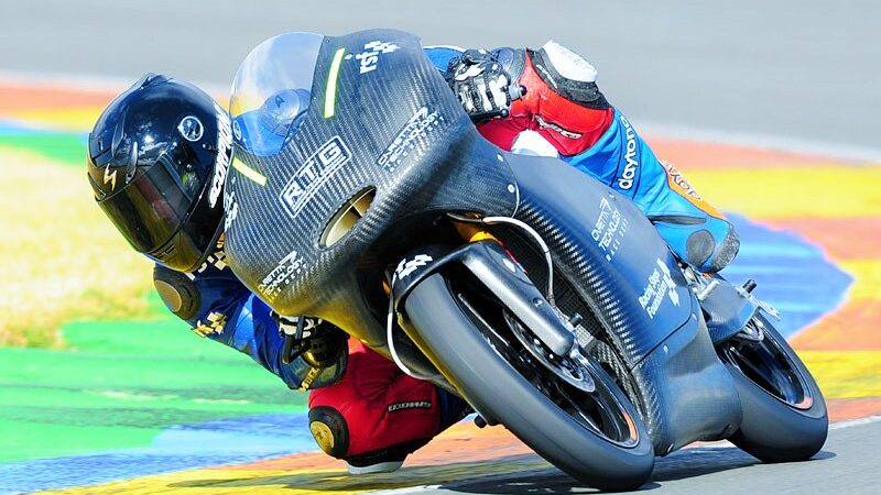 ‘Moto GP 3’ yarışında yürekleri ağızlara getiren kaza