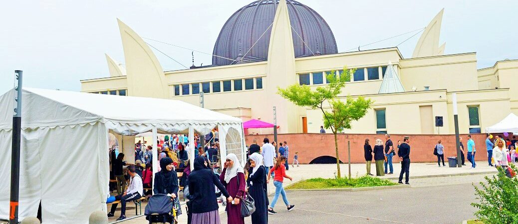 Fransa İçişleri Bakanlığı, dört cami kapattı