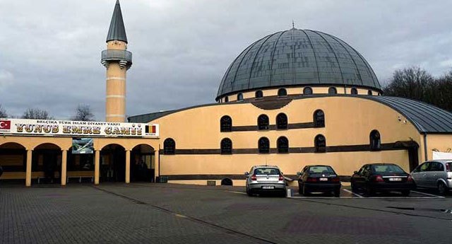 Belçika Türk imamlara vize vermiyor