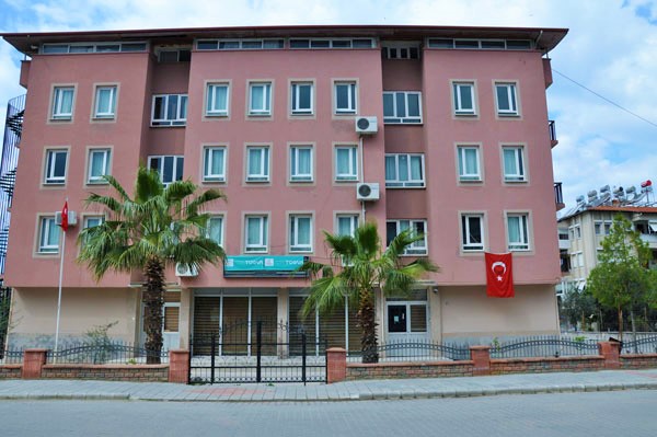 Milletvekili Ömer Süha Aldan’dan tepki:Hizmet’in yurdu Erdoğan’ların vakfına devredildi