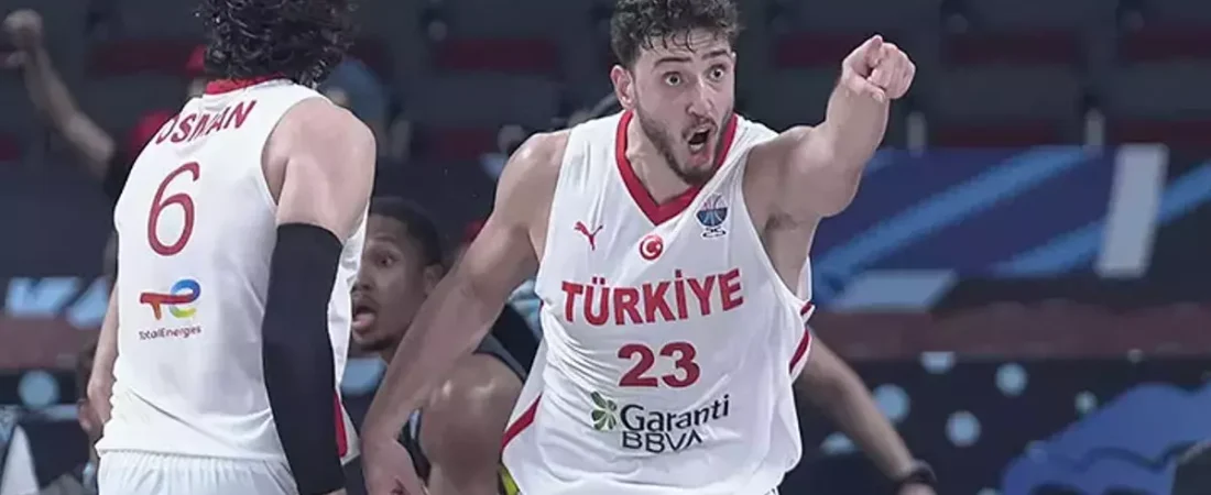 12 Dev Adam’dan tarihi başarı: Türkiye EuroBasket’te yarı finalde