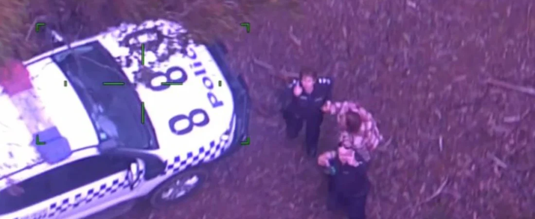 Polis, Victoria’da 5 gündür bataklıkta mahsur kalan kadını kurtardı