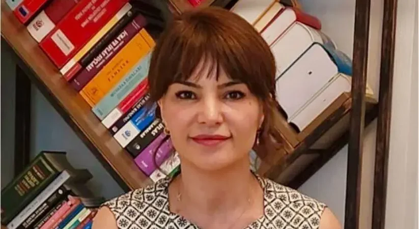 KHK’lı aile, havalimanında Avukat Hatice Yıldız’ı neden ağlattı?