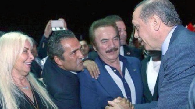 15 Temmuz konseri fiyaskosu: Saray’ın türkücüleri Şükriye Tutkun ve Yavuz Bingöl’ün  biletleri satmadı