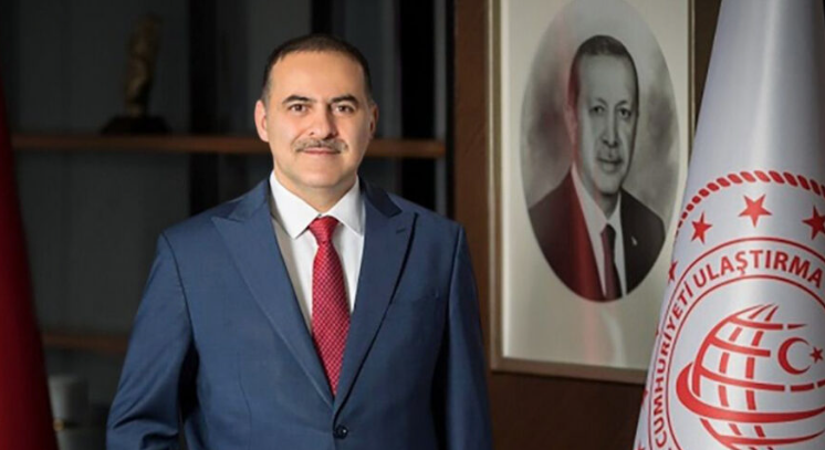 ‘Tek adam’ rejiminin 10 diplomalı bakan yardımcısı: Ömer Fatih Sayan 4 diplomasını sildi