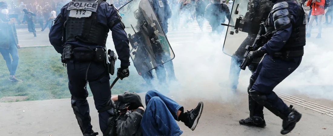 Fransa’da çatışmalar devam ediyor: Polisin öldürdüğü gencin büyükannesi ‘Protestoları durdurun’ dedi