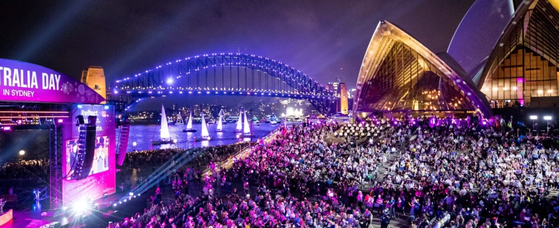 ‘Australia Day’ protesto gölgesinde karşılandı: Melbourne ‘de, göstericiler,sömürgecilik anıtlarını tahrip etti