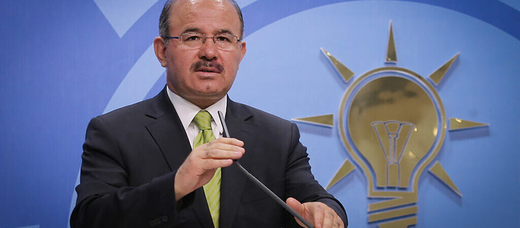 Hüseyin Çelik: Erdoğan, gidişatın aleyhinde olduğunu gördüğü an masayı devirir