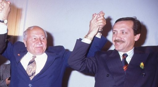 Erbakan’dan Erdoğan’a ‘terbiyesiz adam’ yanıtı: Yeniden Refah’ın oylarıyla seçildin