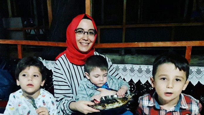 Demokrasi ve insan haklarını Erdoğan’dan öğrenecek değiliz