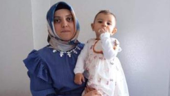 13 aylık Sena bebek, annesi ve babasıyla birlikte gözaltına alındı
