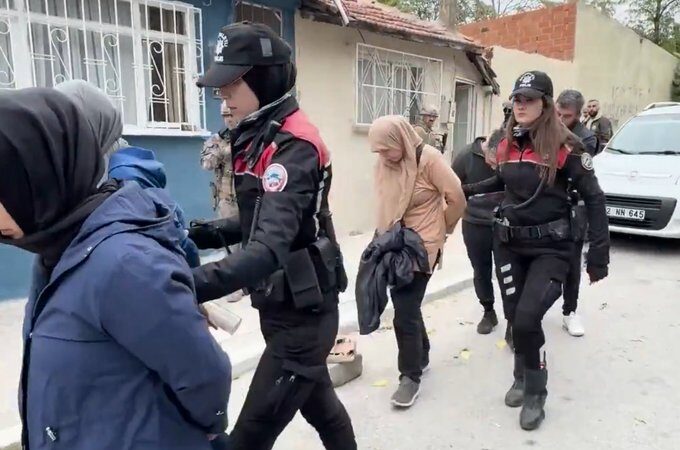 Cezaevi firari 2 kişiyi öldürdü, AKP’li Yerlikaya Cemaat operasyonu paylaştı