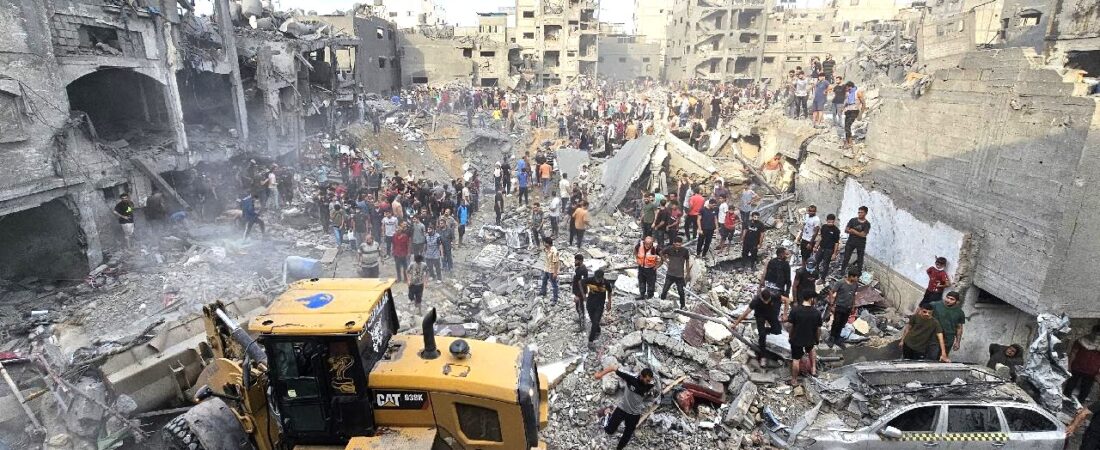 CNN manşetten duyurdu:İsrail askerleri, Gazze’de buldozerle Filistinlilerin cesedini ezdi