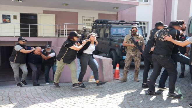HDP İzmir il eş başkanları Çelik ve Altan tutuklandı