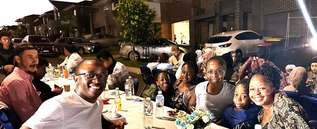 Muhacirlerin ‘Komşularla iftar programı’ Sydney sokak ve caddelerine taştı