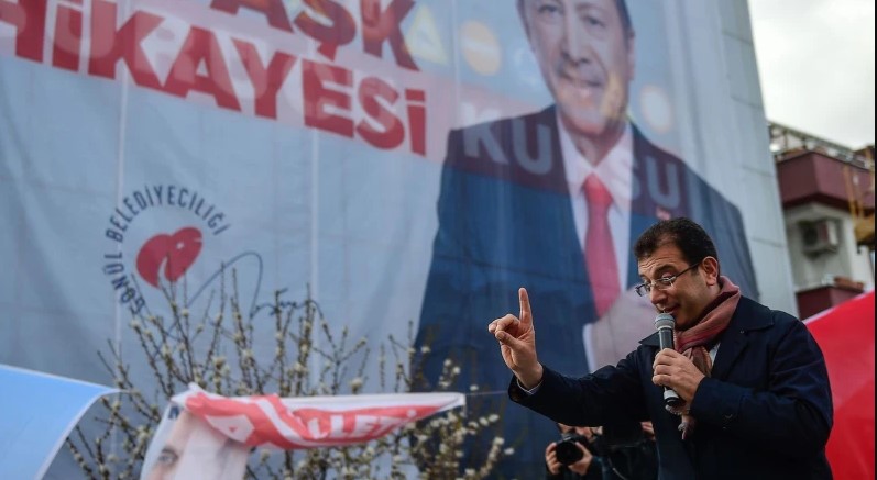İmamoğlu’ndan AKP’li Cumhurbaşkanı Erdoğan’a: Caminin önünde söylenecek en son söz, yalan konuşmaktır