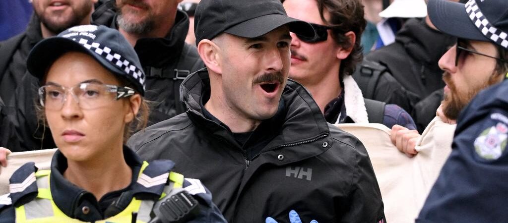 Nazi lideri Thomas Sewell, Avustralya’dan sınır dışı edilmeyle karşı karşıya