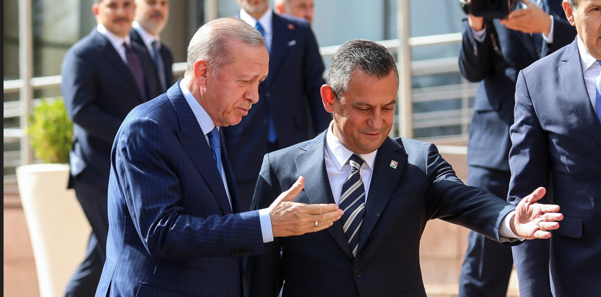 Özgür Özel’den Erdoğan’a: Lan sen Aydın’da tekme tokat kovuldun, böyle mi alacaksın?