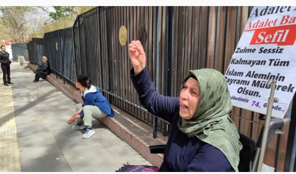 Emine Şenyaşar 104 gündür bakanlık önünde: İktidar bu sesi duymuyor